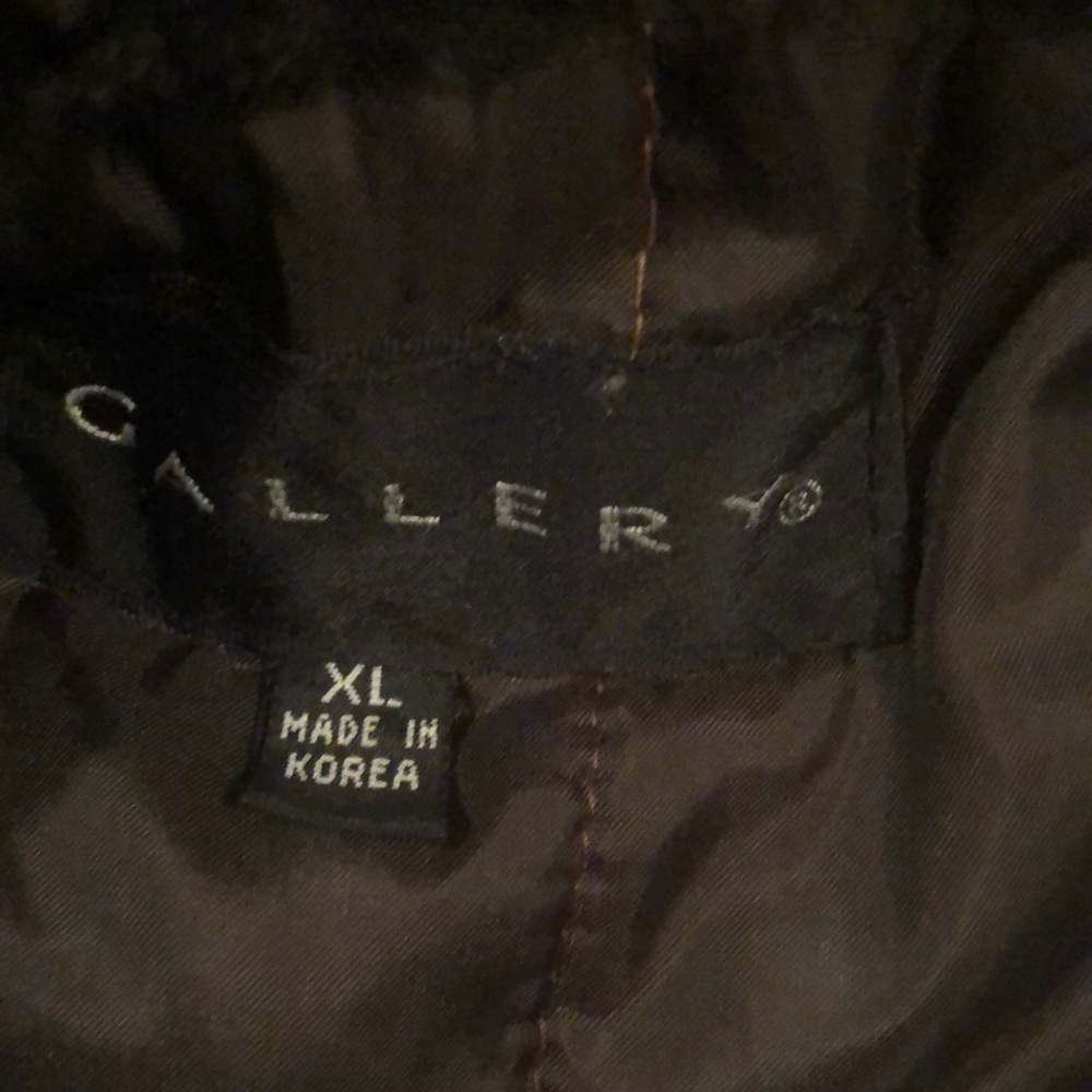 Coat - Picture 4 of 7